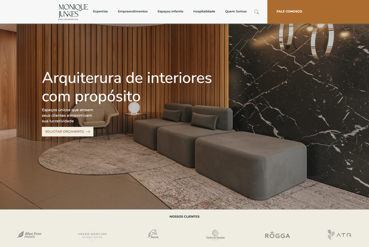 Thumbnail com a visão do hero de uma home page de um site
